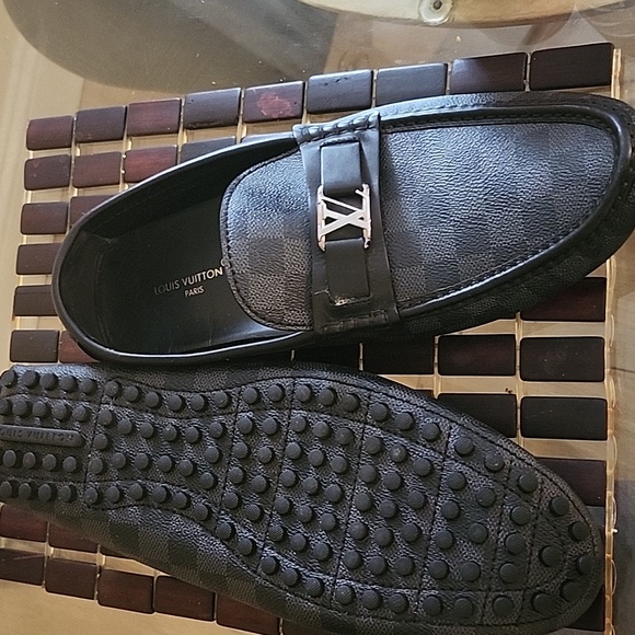 Shoes - Picture 1 of 13